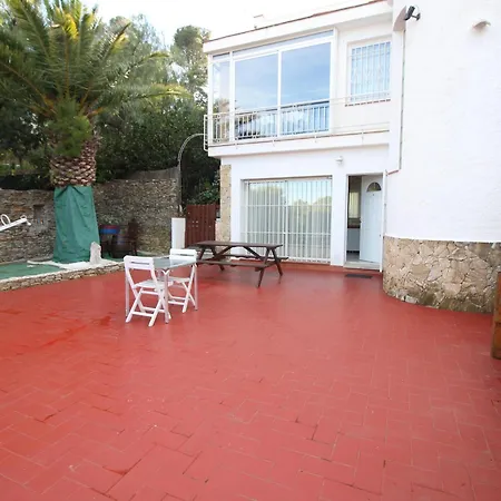 Apartment Grifeu 4 - Situado Muy Cerca De La Playa De Cap Ras, 4 Personas - Es-228-194 Llanca